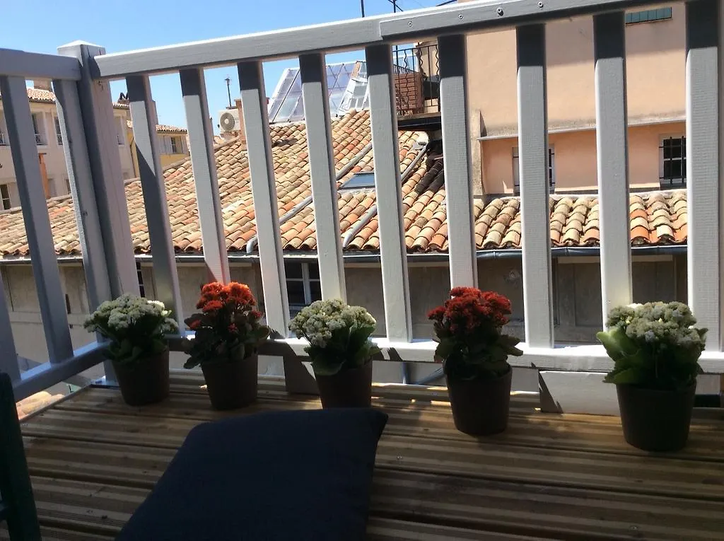 T2 Classe 3 Etoile Au Centre Du Quartier Historique Aix-en-Provence Apartman
